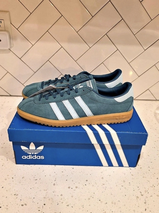 adidas Other - adidas Samba OG Sneakers in Green And White Size 10 NWT